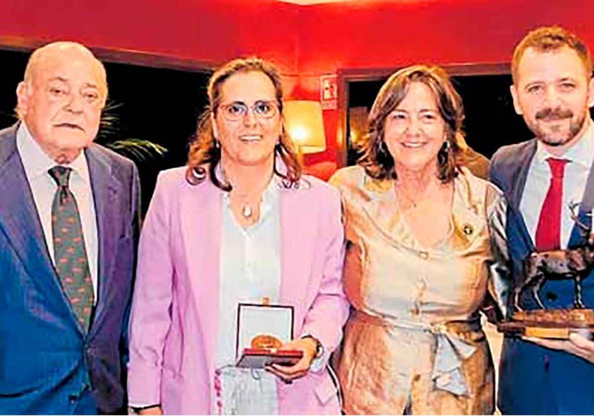 J. Abelló, C. Clemares, C. Basarán y M. Carretero.