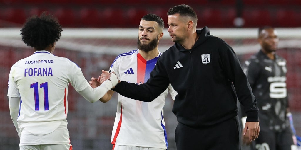 La liga francesa recibe al Olympique de Lyon, que coloca toda su plantilla alla venta