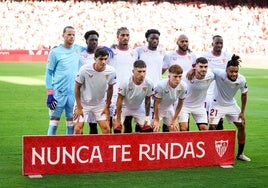 La plantilla del Sevilla FC se devalúa en casi 240 millones en el último lustro