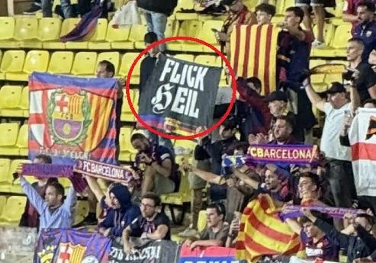 Bandera nazi de los aficionados del Barça en Mónaco.