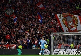 El Atlético expulsa al identificado de la navaja y prohibirá en su normativa prendas que oculten la identidad