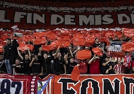 Cinco días después, el Atlético solo encuentra a tres socios involucrados en el lanzamiento de objetos