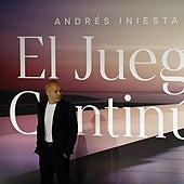 Iniesta sigue el partido como entrenador