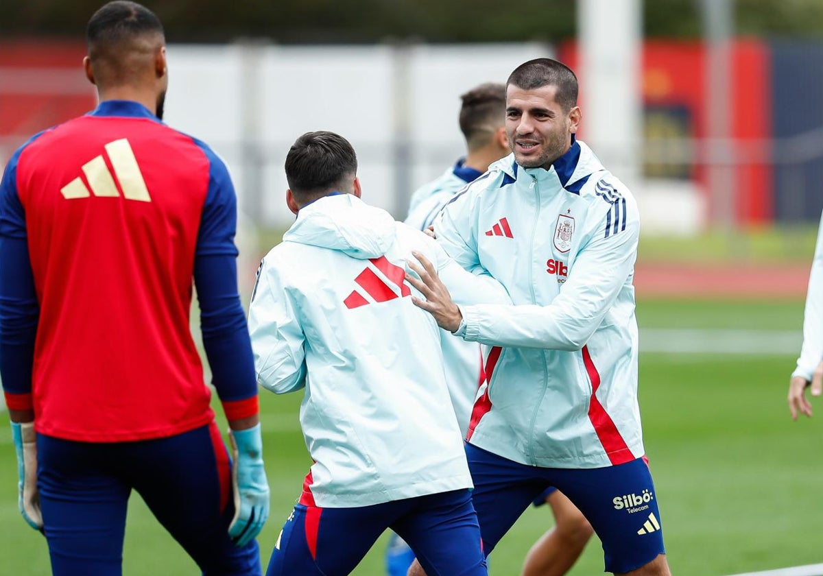 Morata, entrenando con la selección