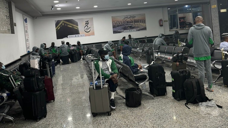 La Nigeria de Ejuke e Iheanacho, atrapada en un aeropuerto de Libia sin comida ni bebida