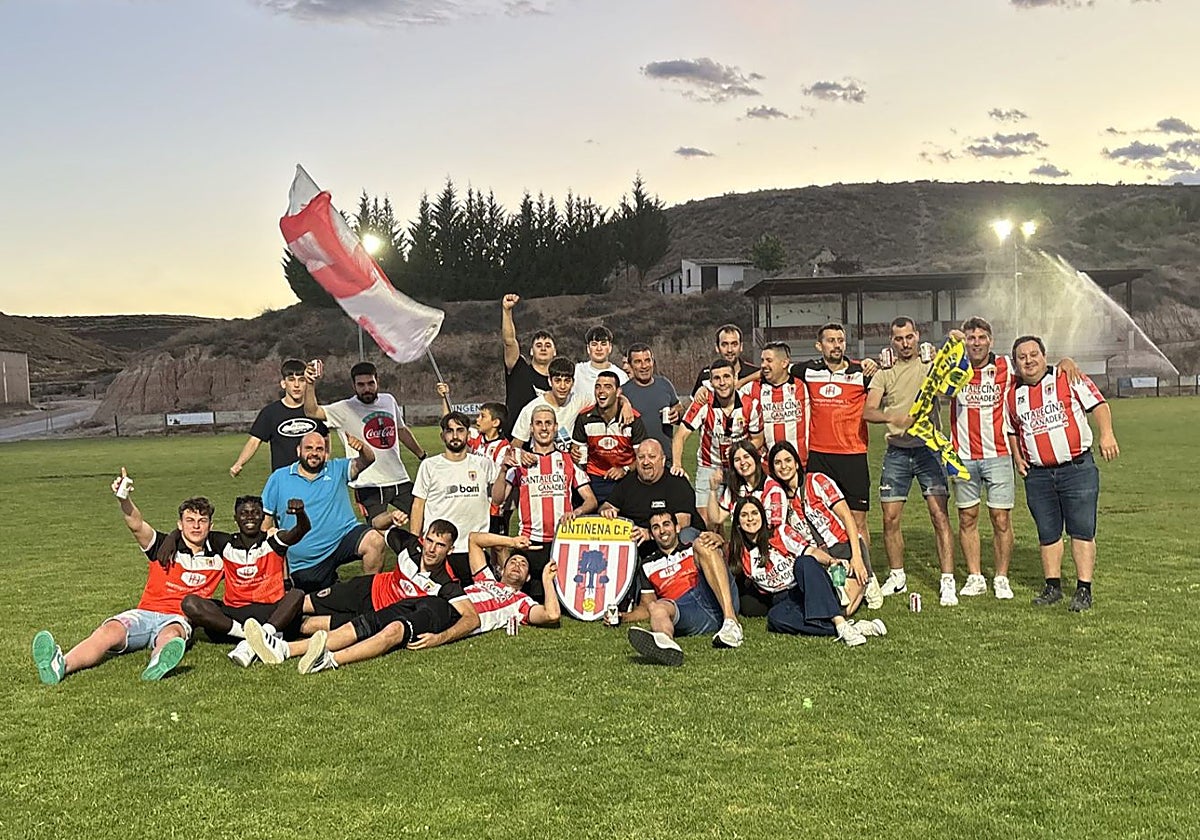 El equipo posa para ABC