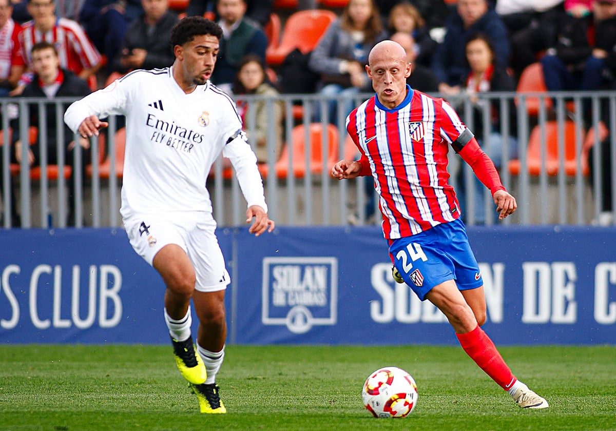 Imagen del derbi de este sábado entre el Atlético de Madrid B y el Castilla
