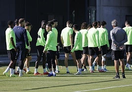 Alineaciones oficiales del Athletic - Betis de La Liga EA Sports 2023-2024: Bellerín vuelve a ser titular