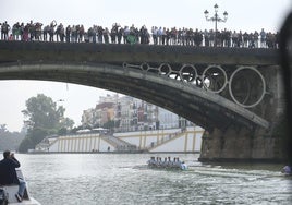 Un inabordable Betis alarga su hegemonía en el río sin dar opciones al Sevilla