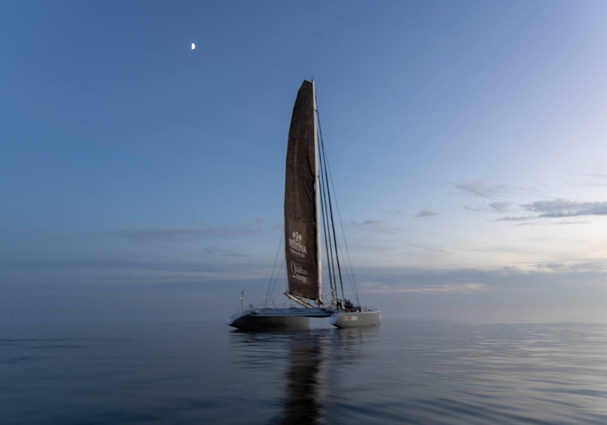 El 'Victoria' a su llegada a La Gomera.