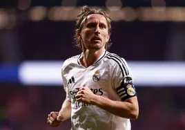 Luka Modric, durante el derbi entre el Atlético y el Madrid