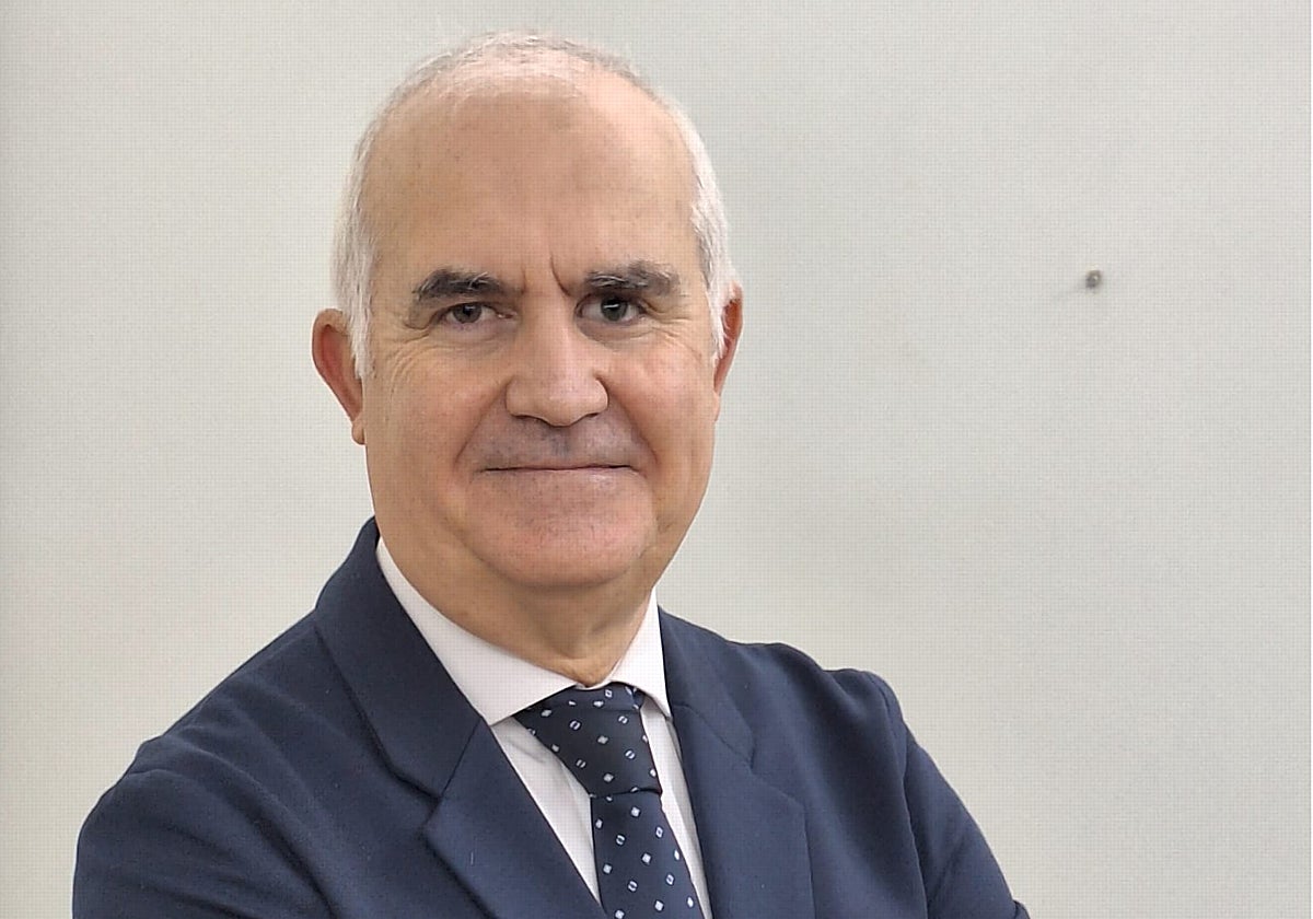 Fernando Briones Pérez de la Blanca, nuevo presidente de la Federación Andaluza de Remo