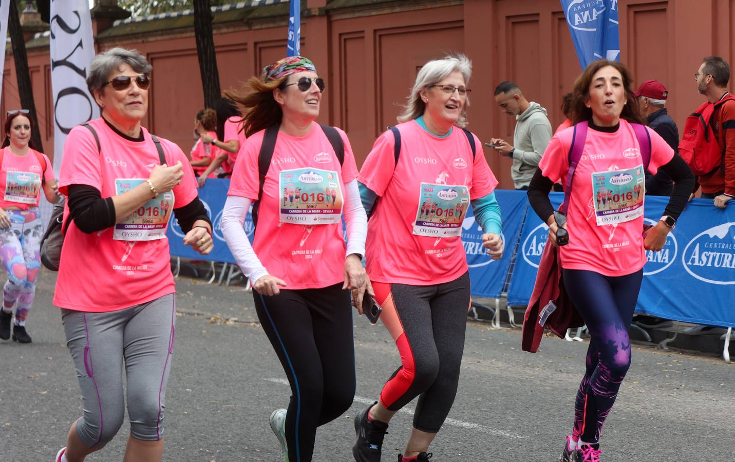 Participantes en la nueva edición de la Carrera de la Mujer