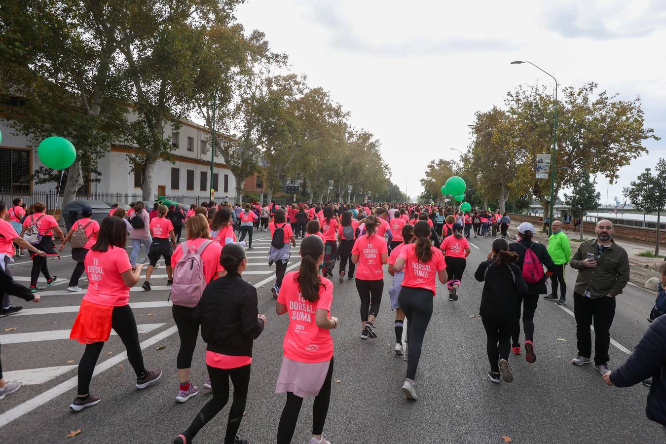 Participantes en la nueva edición de la Carrera de la Mujer