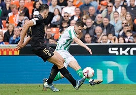 Perraud, a una tarjeta de ser sancionado