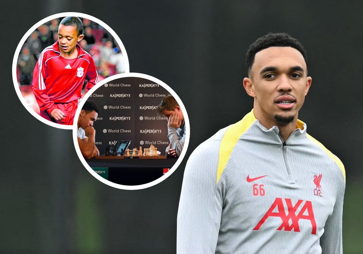 Trent Alexander-Arnold, en un entrenamiento con el Liverpool. Arriba, jugando contra el campeón mundial Carlsen una partida de ajedrez en 2018 y