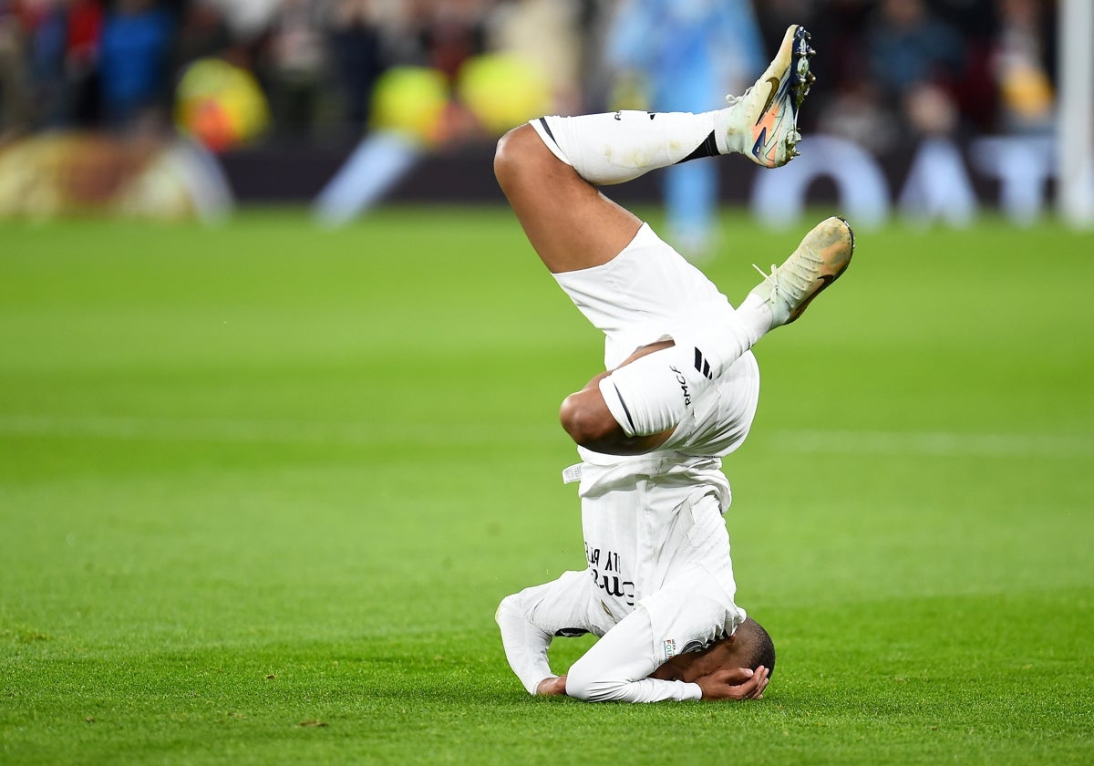 Mbappé, boca abajo en Anfield