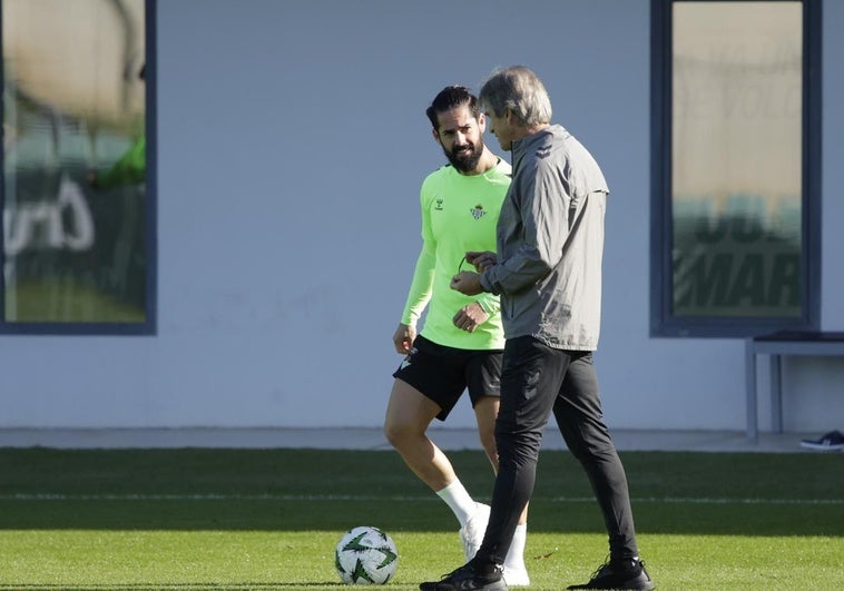 isco-pellegrini-betis-entrenamiento-flores-RuF9lgIUrYyJNBSr4C3OUTN-758x531@diario_abc.jpg