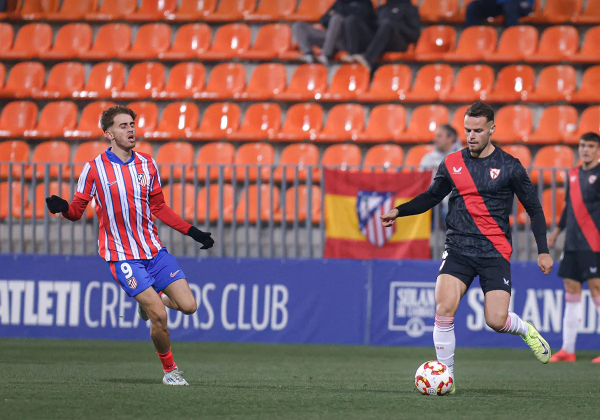 Ramón Martínez, durante el Atlético de Madrid B-Sevilla Atlético