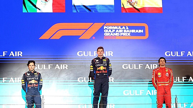 Pérez, Verstappen y Carlos Sainz, en el Gran Premio de Baréin