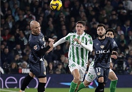 Betis - Rayo: resumen, goles y ruedas de prensa del partido de LaLiga 2024-2025