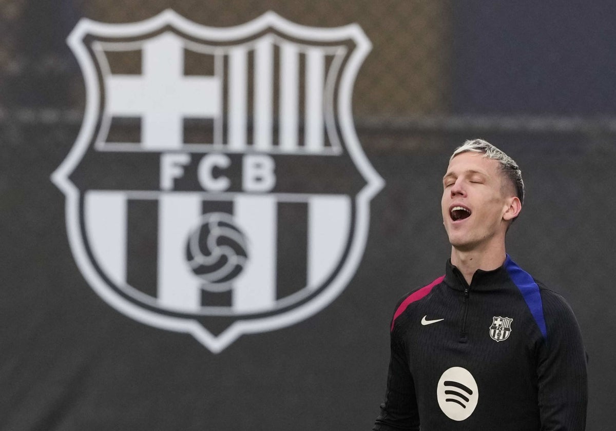 Dani Olmo, durante un entrenamiento con el Barcelona