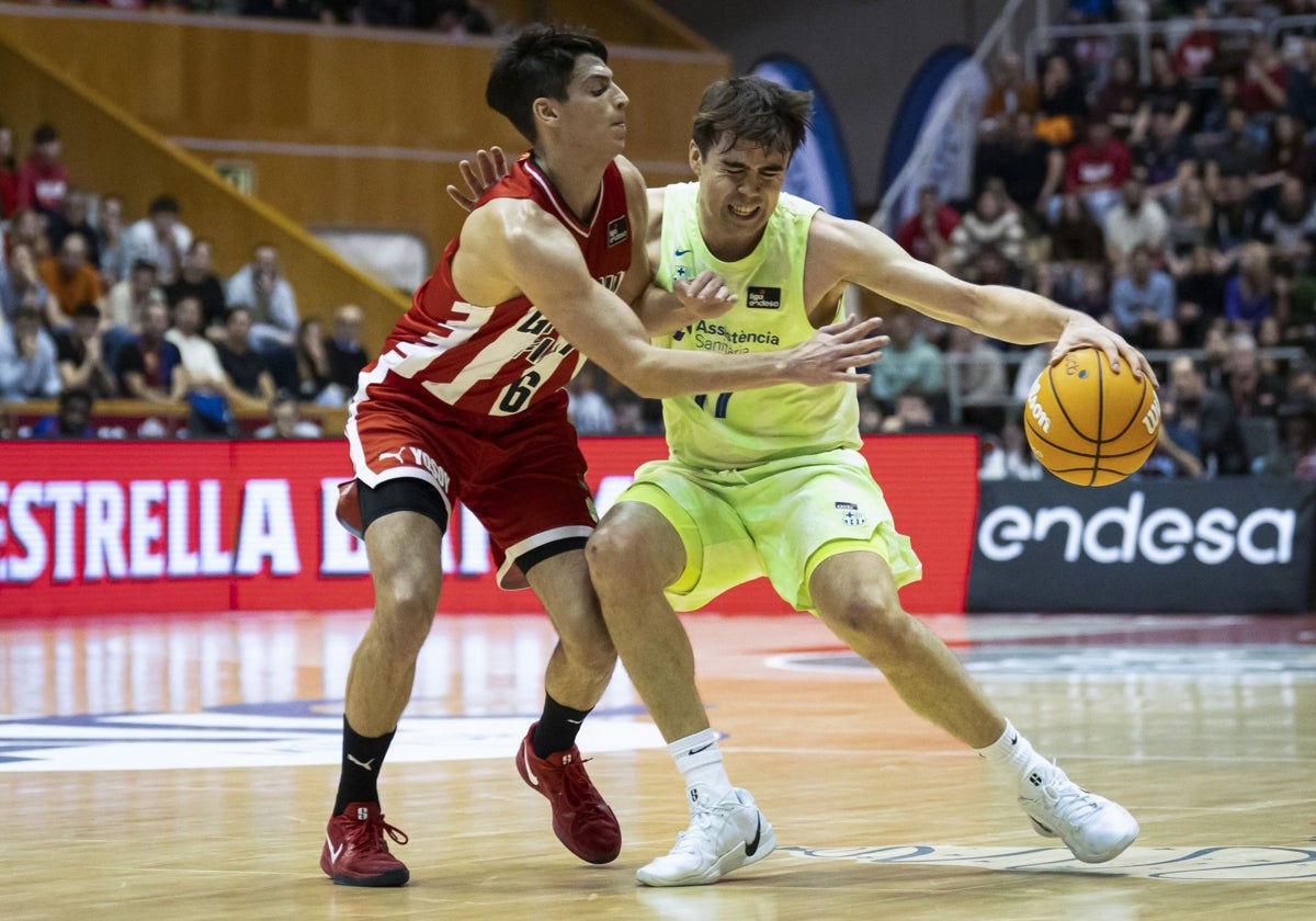 Juan Núñez, defendido por Juani Marcos en el Girona - Barça