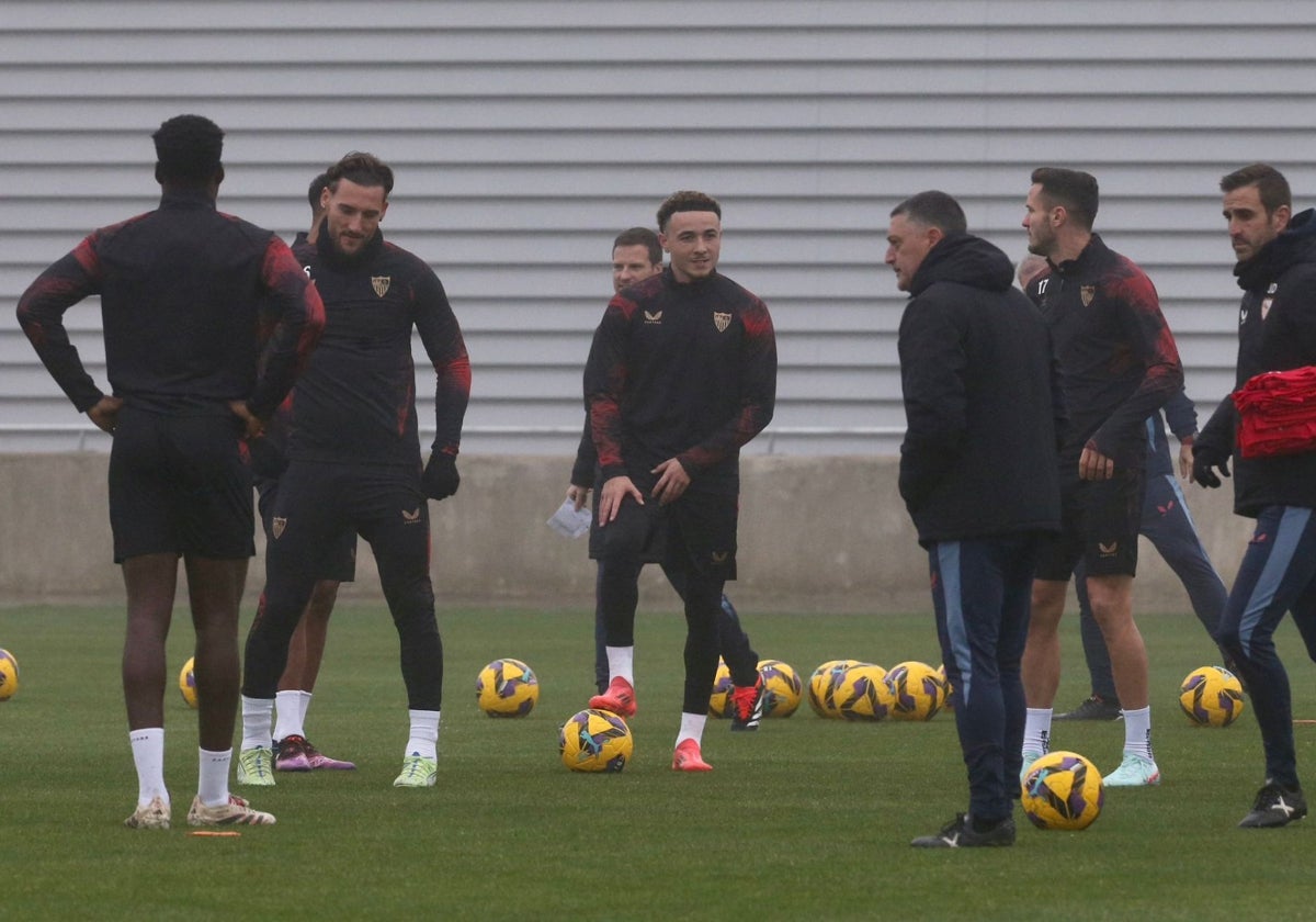 Rubén Vargas y García Pimienta, en el entrenamiento de este viernes