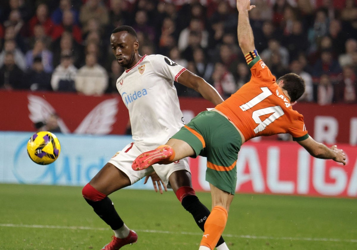 Lukebakio. durante el Sevilla-Valencia