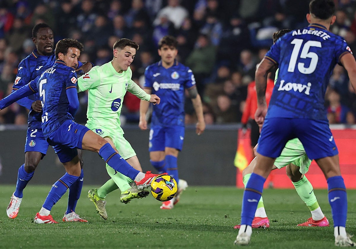 El Barça empata en Getafe y se le complica la Liga