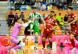 El Betis Futsal sigue haciendo historia y se planta en la final de la Supercopa de España (2-2)