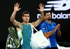 Un enorme Djokovic engatusa a Alcaraz y lo deja sin semifinal del Abierto de Australia