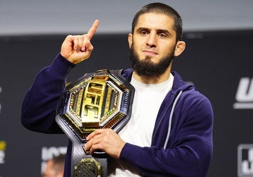 El entrenador de Makhachev alaba a Topuria: «Tiene el mejor boxeo»