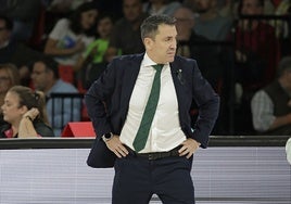 Gonzalo García de Vitoria, técnico del Betis Baloncesto: «Queremos ganar la Copa de España porque optar a títulos es muy complicado»