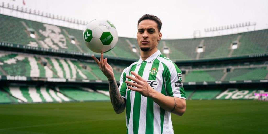 Así fueron las primeras 24 horas de Antony en Sevilla tras fichar por el Betis