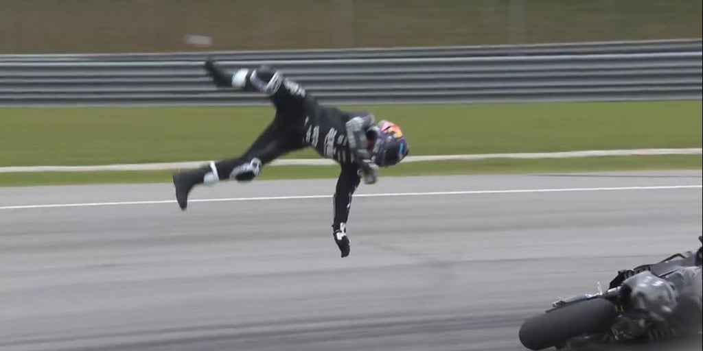 Jorge Martín, llevado al hospital tras una durísima caída en el primer día de test en Sepang