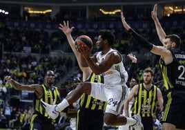 Alerta en el Madrid: es aplastado por el Fenerbahçe y se queda fuera de los puestos de playoffs