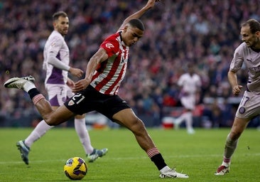 Sannadi, durante el Athletic-Girona (3-0)