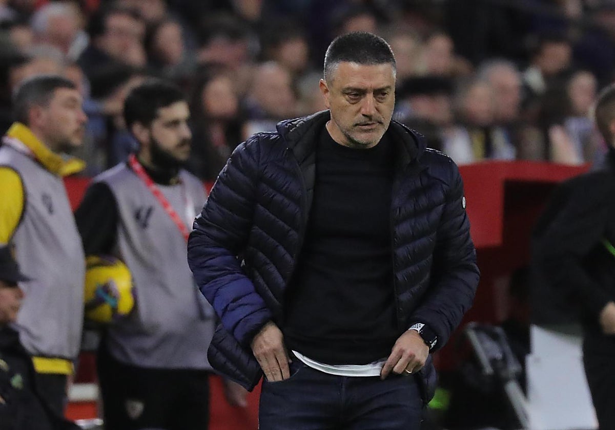 García Pimienta, en el banquillo del Sánchez-Pizjuán