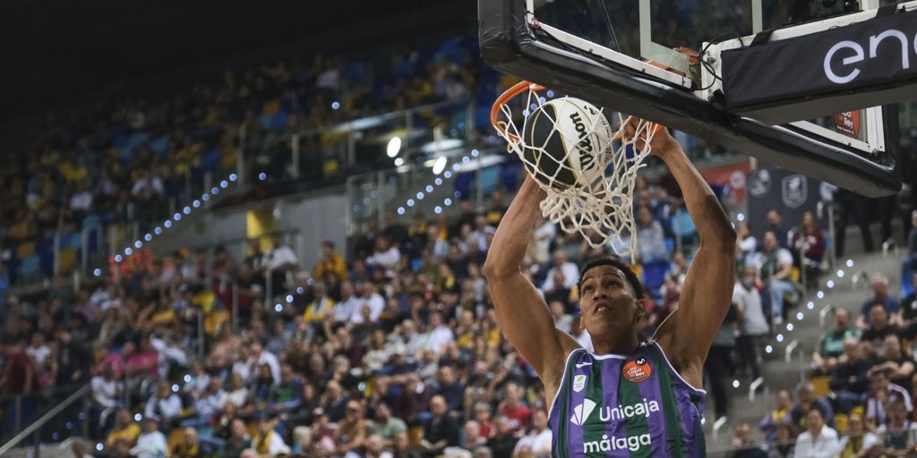 El Unicaja inicia la criba copera y se deshace con contundencia del Joventut