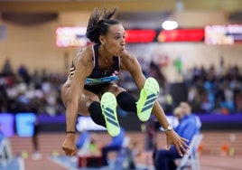 Ana Peleteiro luce su estrella en el Campeonato de España