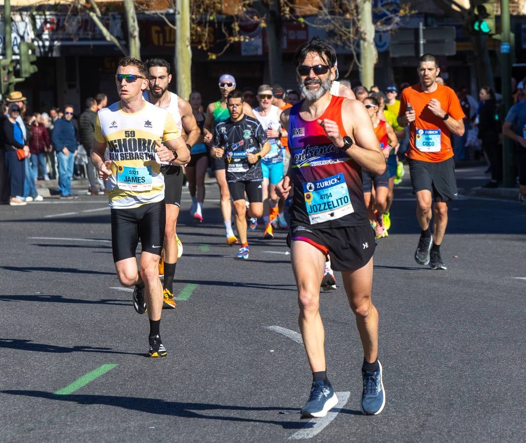 La fiesta del deporte recorrió las calles de Sevilla con la maratón 