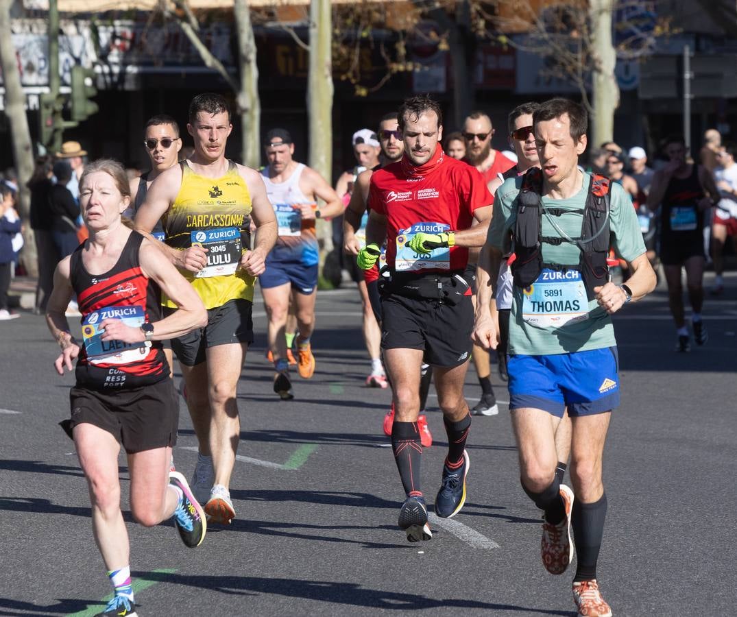 La fiesta del deporte recorrió las calles de Sevilla con la maratón 