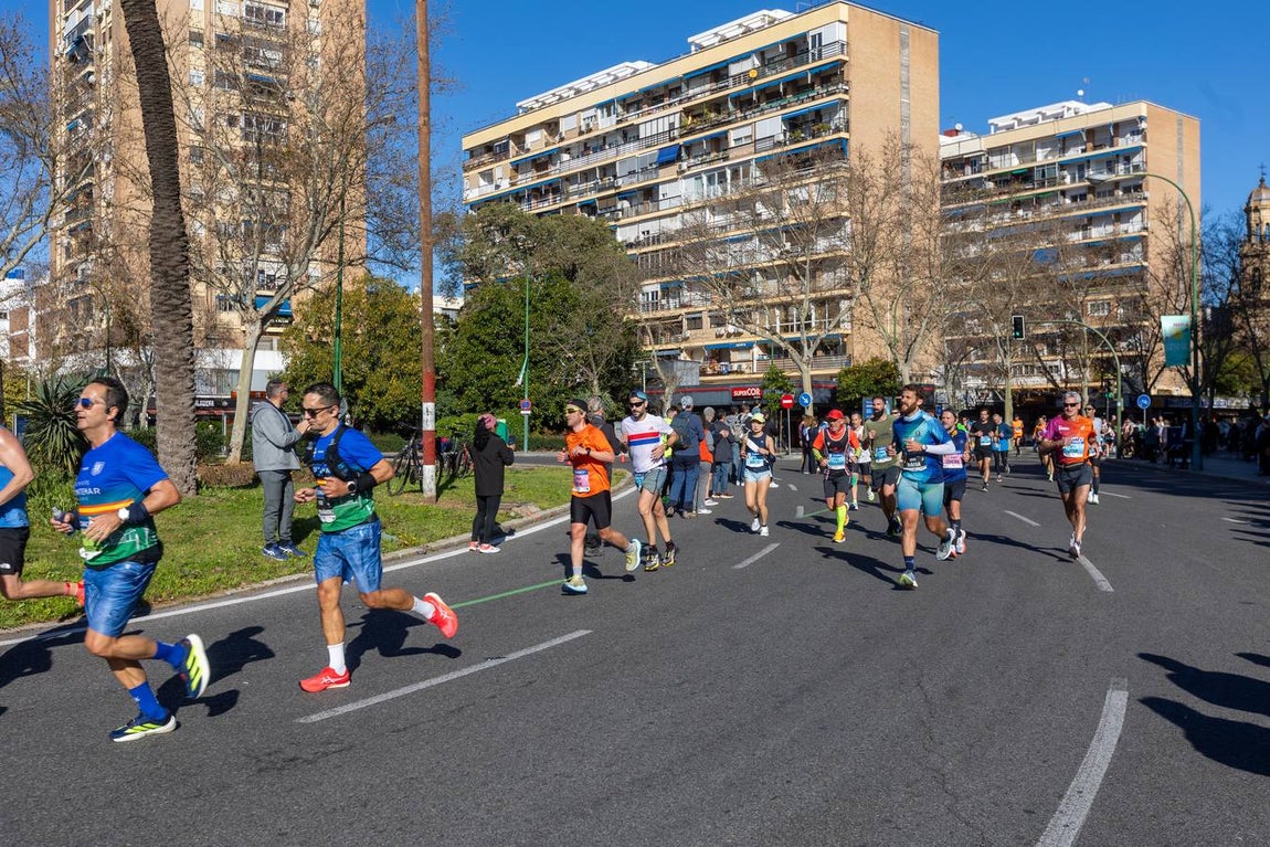 La fiesta del deporte recorrió las calles de Sevilla con la maratón 