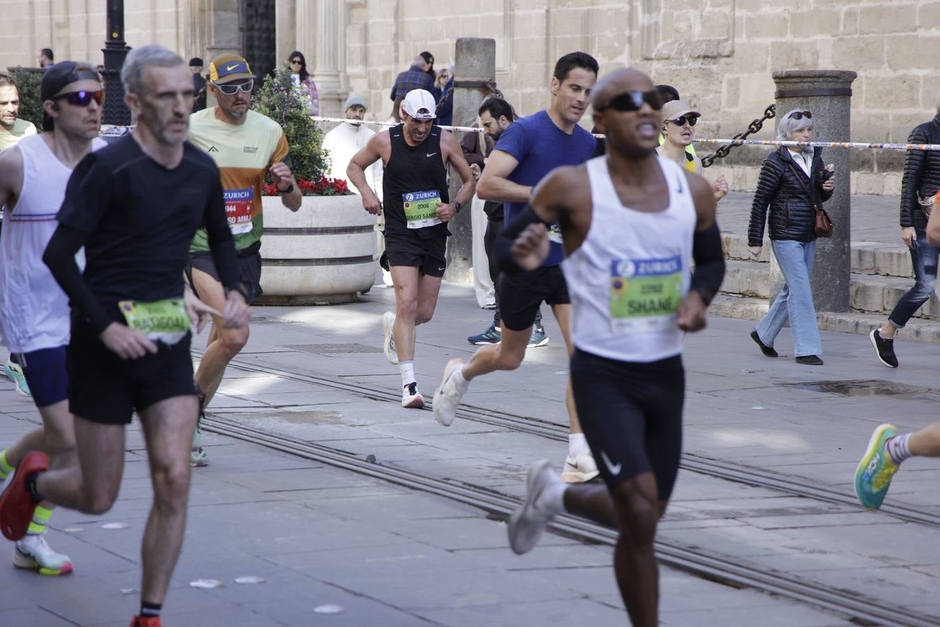 La prueba sevillana supone un gran aliciente para los corredores profesionales y amateur