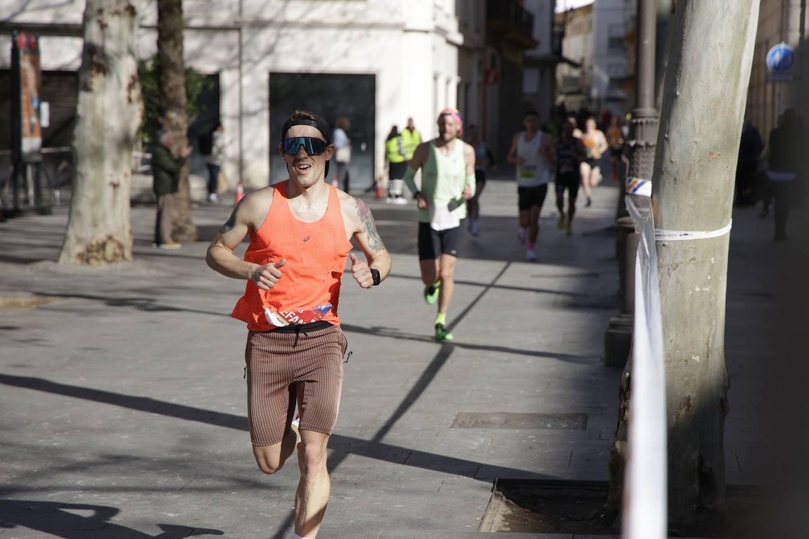 La carrera sevillana ha pasado por lugar emblemáticos de la ciudad como la Torre del Oro o la Plaza de España