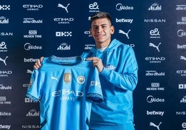 Echeverri, una joya adolescente como solución de emergencia para Guardiola