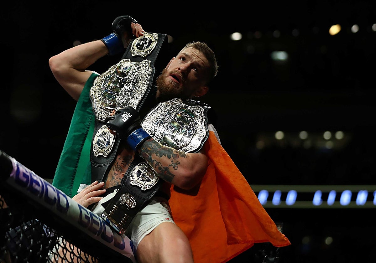 Conor McGregor tras ganar su segundo cinturón