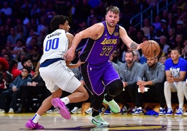 Doncic pasa de «la cerveza y las cachimbas» y lleva a los Lakers a una nueva dimensión
