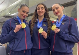 Las sevillanas Alisa Ozhogina, Aurora Lázaro y Marina García triunfan con la sincro española en París